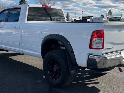 Used 2019 RAM 2500 Big Horn image 7