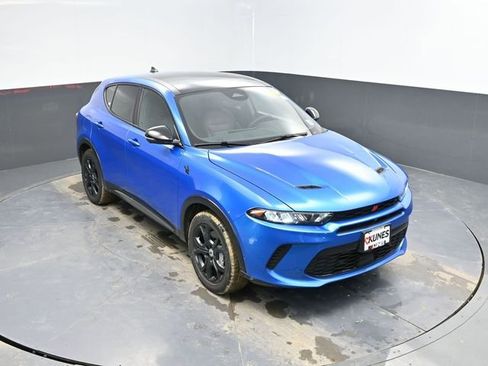 Used 2024 Dodge Hornet R/T Plus w/ Tech Pack Plus w/o Parking image 39