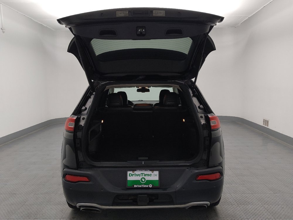 Used 2018 Jeep Cherokee Limited w/ Trailer Tow Group AWD/4WD image 29