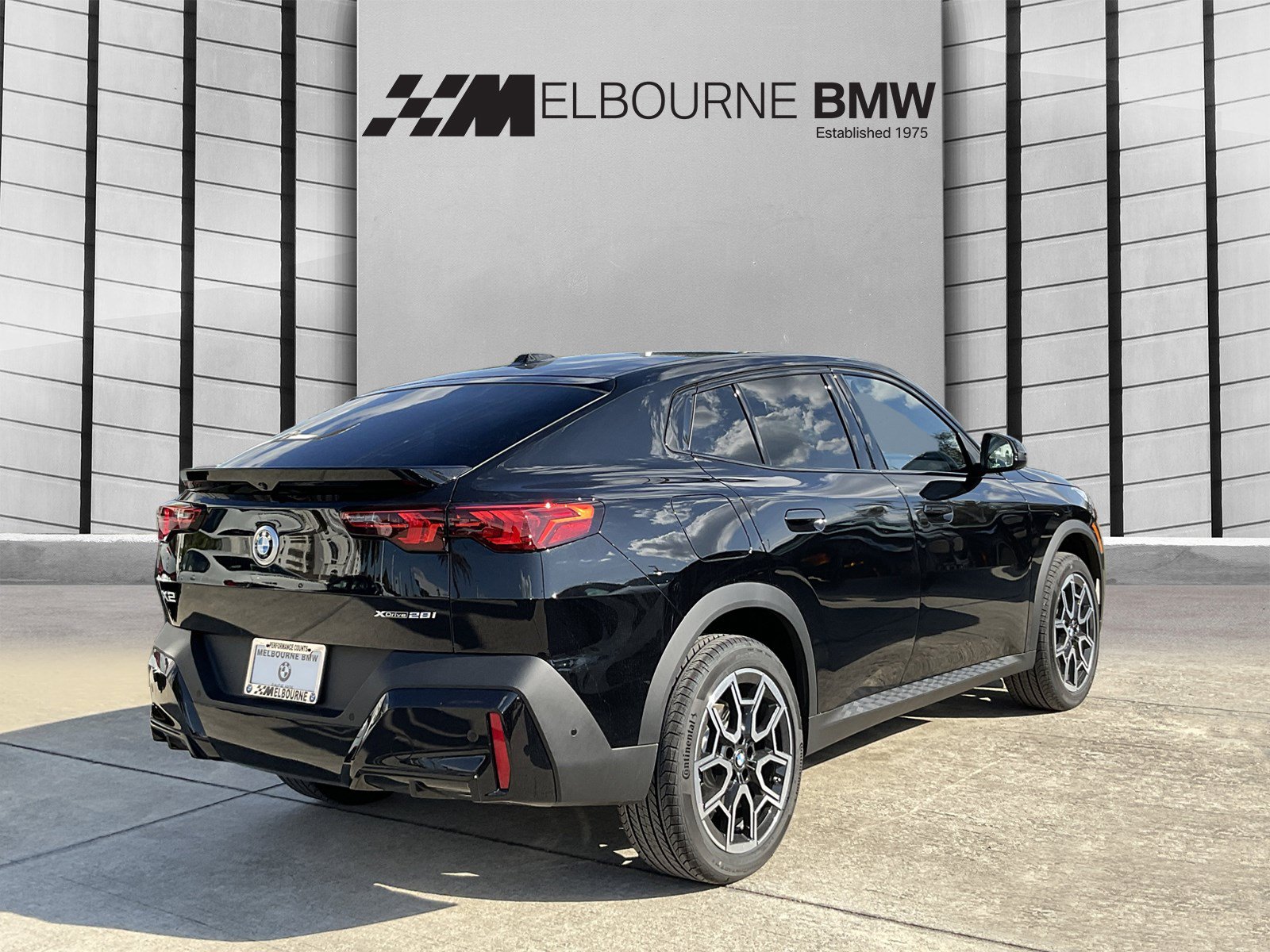 New 2026 BMW X2 xDrive28i w/ Convenience Package AWD/4WD image 4