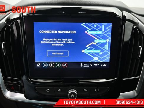 Used 2023 Chevrolet Traverse LT w/ LT Premium Package AWD/4WD image 15