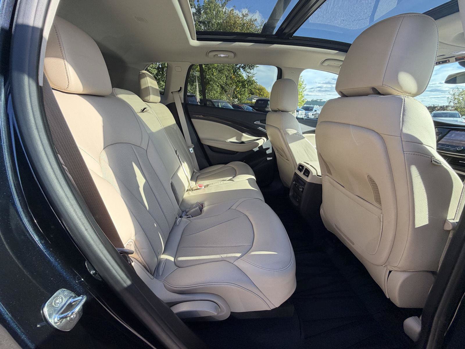 Used 2020 Buick Envision Premium w/ Driver Confidence Package AWD/4WD image 29