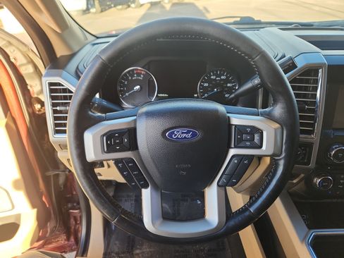 Used 2017 Ford F250 Lariat w/ Chrome Package image 10