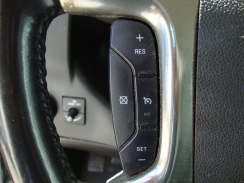 Used 2019 Chevrolet Express 3500 w/ Power Convenience Package image 14