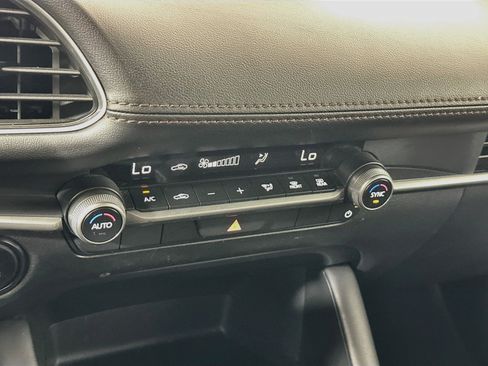 Used 2024 MAZDA MAZDA3 s FWD image 23