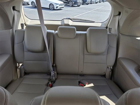 Used 2014 Honda Odyssey EX-L image 30