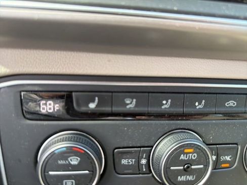 Used 2019 Volkswagen Atlas SE image 14