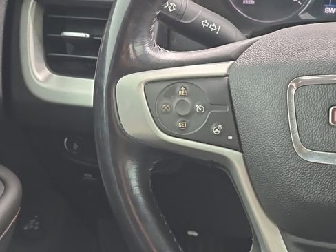 Used 2018 GMC Terrain SLT w/ Preferred Package image 24