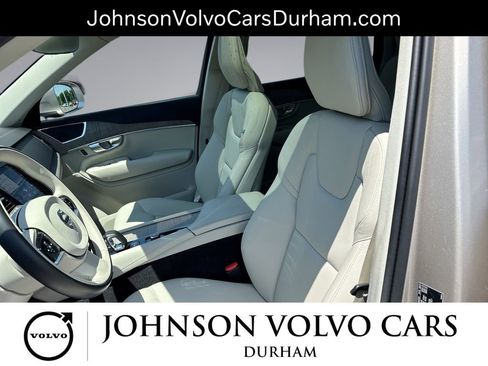 Used 2024 Volvo XC90 T8 Plus w/ Protection Package Premier AWD/4WD image 13