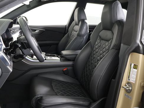 Used 2024 Audi SQ8 Premium Plus AWD/4WD image 34