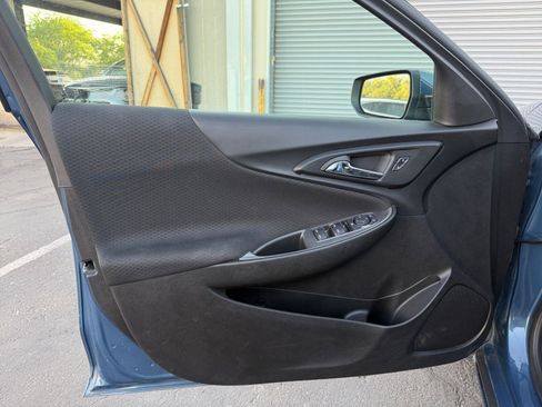 Used 2024 Chevrolet Malibu LT image 18