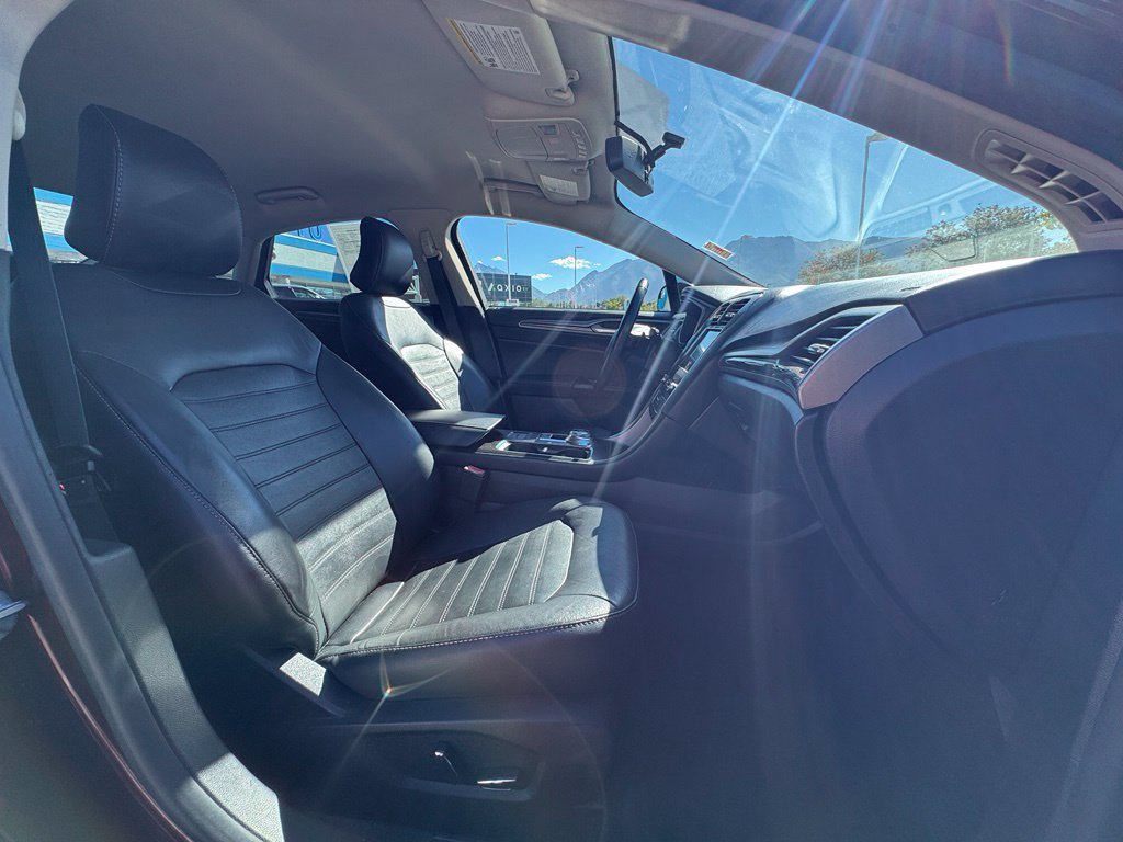 Used 2017 Ford Fusion SE w/ Fusion SE Technology Package FWD image 26
