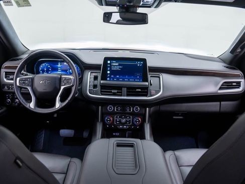 Used 2022 Chevrolet Tahoe Z71 image 9