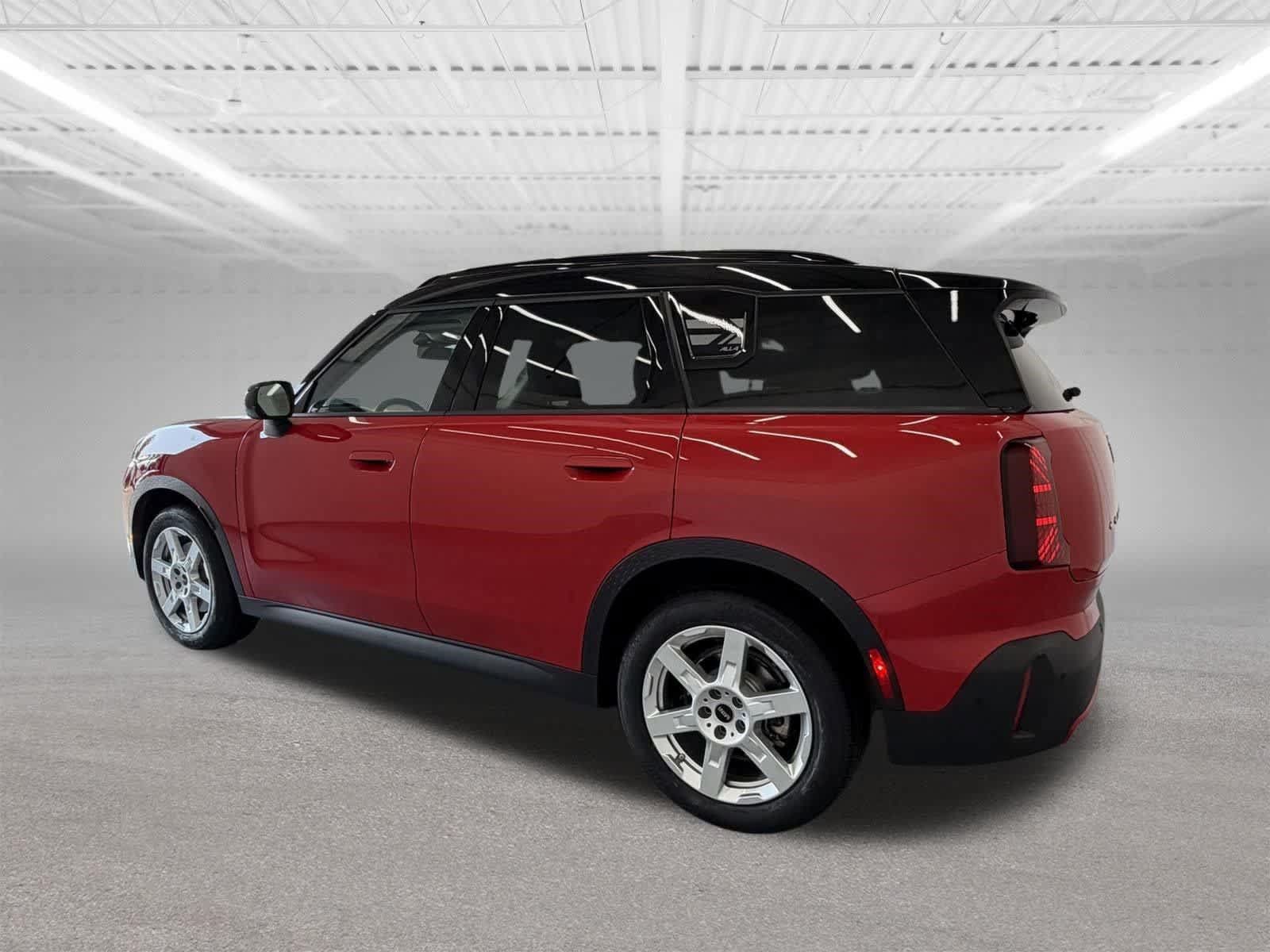 Used 2025 MINI Cooper Countryman S w/ Comfort Package Max AWD/4WD image 3