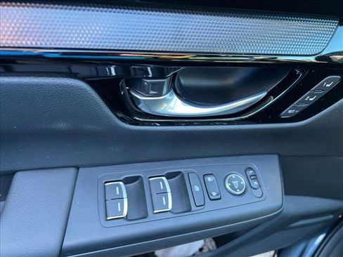 Used 2023 Honda CR-V Sport Touring image 9