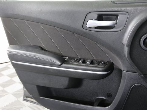 Used 2022 Dodge Charger SXT image 24