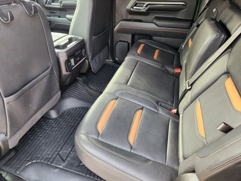 Used 2022 GMC Sierra 1500 AT4 w/ AT4 Premium Package image 32
