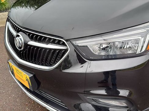 Used 2018 Buick Encore Sport Touring AWD/4WD image 9