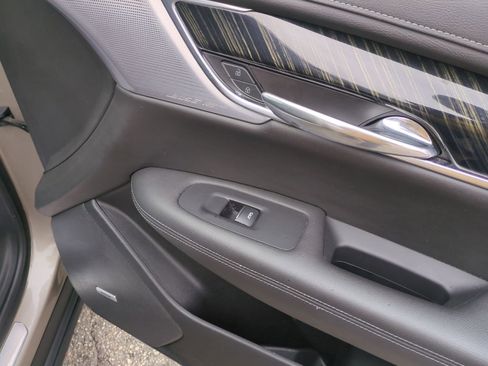 Certified 2023 Cadillac XT6 Premium Luxury image 30