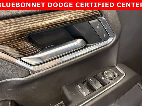 Used 2022 GMC Sierra 1500 SLE image 15