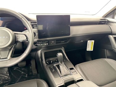 New 2026 MAZDA CX-5 Preferred AWD/4WD image 32