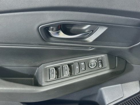 Used 2023 Honda Accord EX image 24