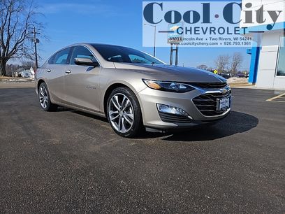 Used 2025 Chevrolet Malibu LT