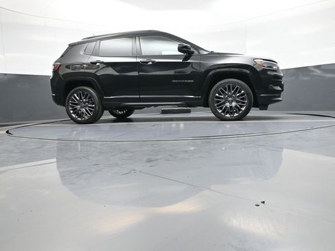 Used 2023 Jeep Compass High Altitude AWD/4WD image 27