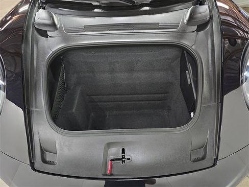 Used 2022 Porsche 911 Turbo S image 25