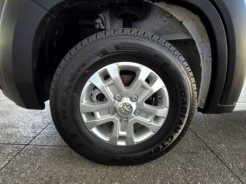 Used 2025 RAM ProMaster 2500 w/ Quick Order Package 22G SLT FWD image 28