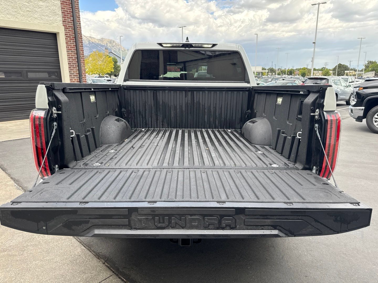 Used 2024 Toyota Tundra Limited w/ TRD Off-Road Package AWD/4WD image 14