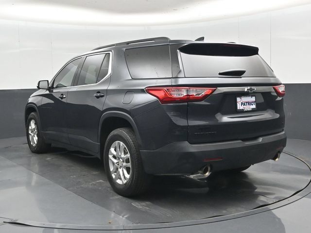 Used 2021 Chevrolet Traverse LT w/ LPO, Blackout Package FWD image 35