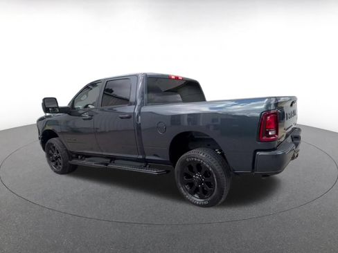 Used 2025 RAM 2500 Big Horn AWD/4WD image 10