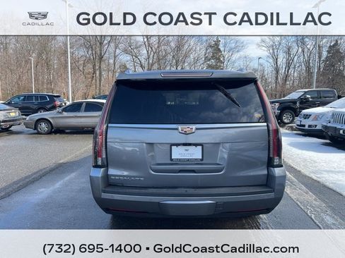 Used 2019 Cadillac Escalade ESV Luxury image 3