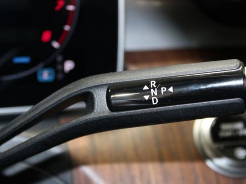 Used 2025 Mercedes-Benz C 300 Sedan image 30