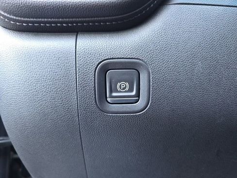 Used 2019 Chevrolet Silverado 1500 LT Trail Boss image 12