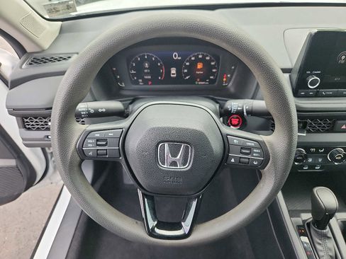 Certified 2023 Honda Accord EX image 19