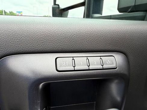Used 2019 Chevrolet Silverado 2500 LTZ w/ Duramax Plus Package AWD/4WD image 18