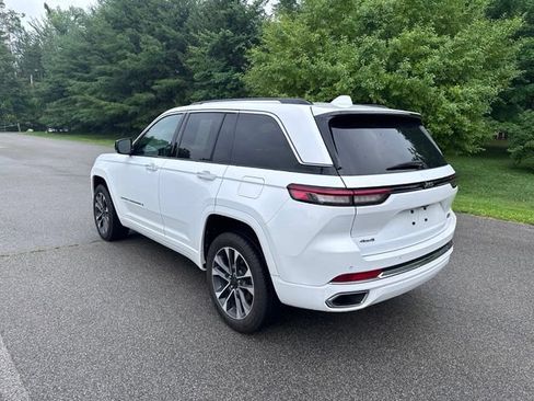 Used 2022 Jeep Grand Cherokee Overland AWD/4WD image 5