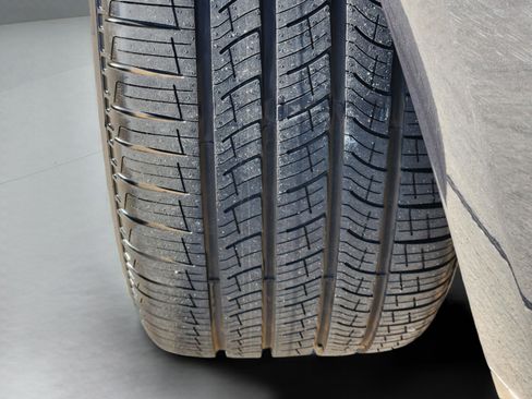 New 2026 Land Rover Range Rover Long Wheelbase SE image 34