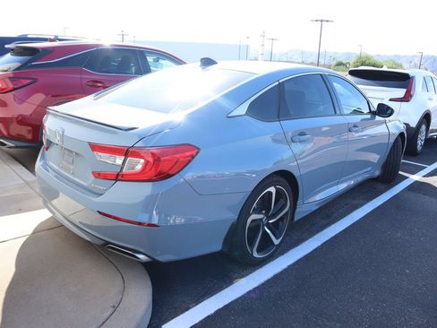 Used 2022 Honda Accord Sport image 4