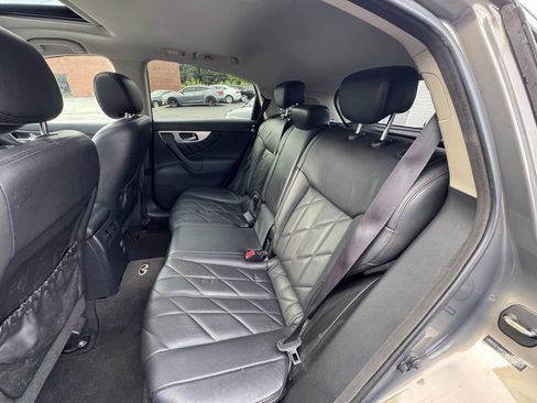 Used 2010 INFINITI FX35 AWD w/ Premium Pkg image 12