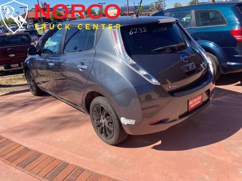 Used 2013 Nissan Leaf S w/ Charger Pkg image 2