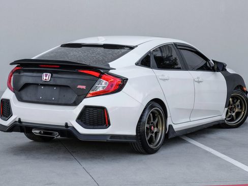 Used 2018 Honda Civic Si image 10