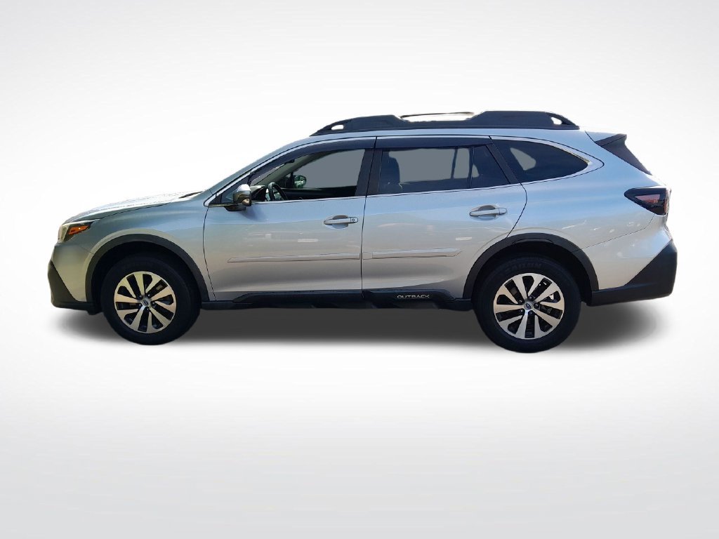 Used 2021 Subaru Outback Premium AWD/4WD image 4