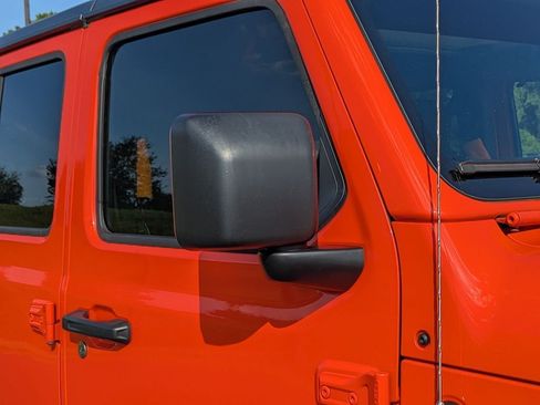 Used 2019 Jeep Wrangler Unlimited Sport S AWD/4WD image 12