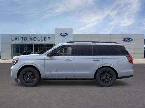 New 2025 Ford Expedition Platinum w/ Stealth Performance Package image 3