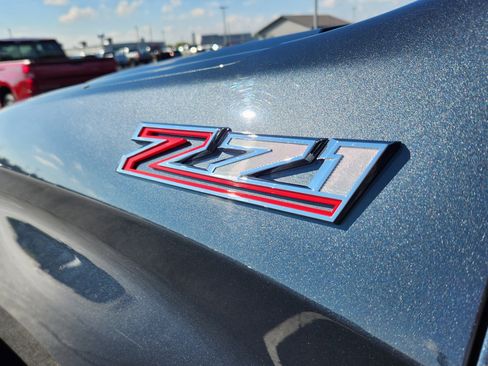 Used 2021 Chevrolet Silverado 1500 Custom Trail Boss image 10