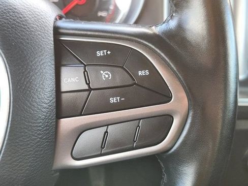 Used 2021 Dodge Charger SXT w/ Leather Interior Group RWD image 29