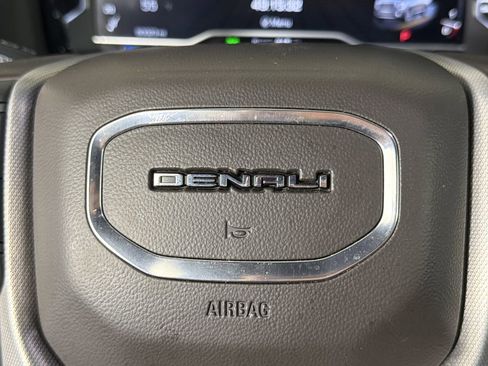 Used 2023 GMC Yukon Denali image 26